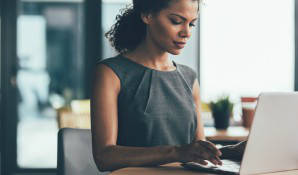 lady on laptop