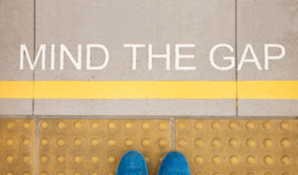 sign saying mind the gap