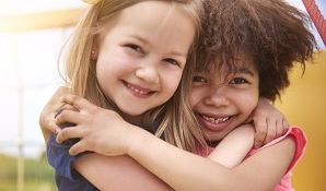 2 young girls who are friends